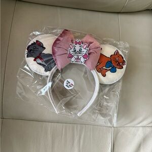 Mouse Ears! Marie, Berlioz, and Toulouse